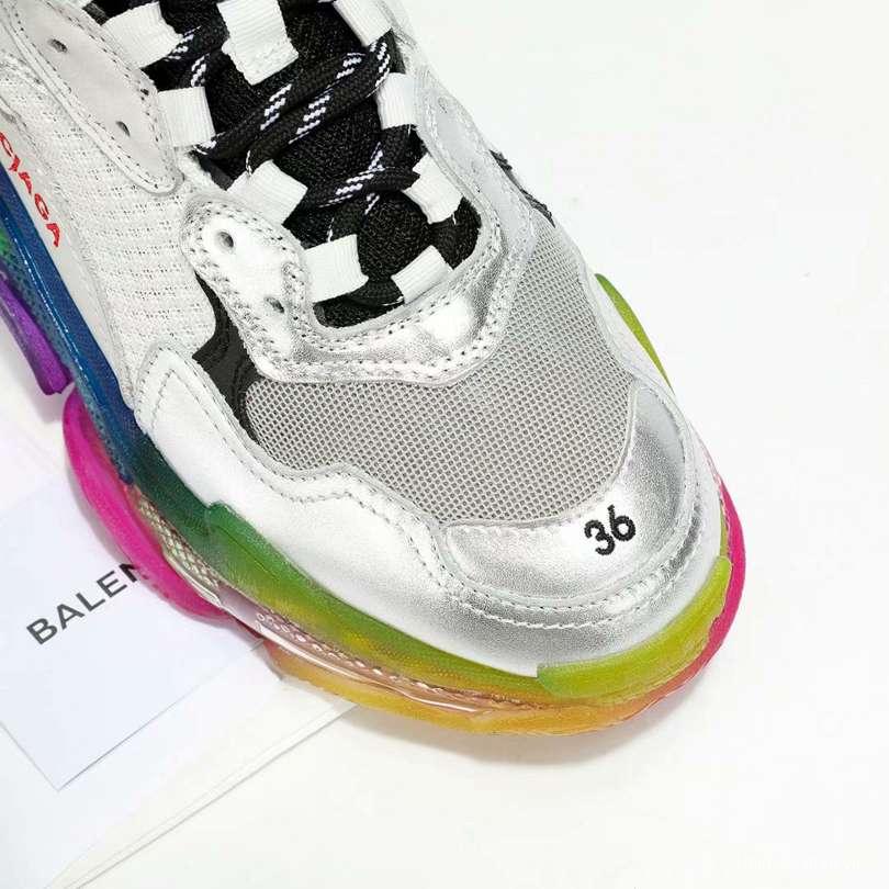 Men/Women Balenciaga Triple S Sneaker White Item 6380340