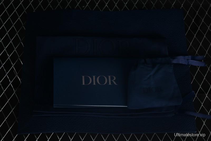 Dior B30 Sneakers with Reflective CD30 Logo and Lightweight Rubber Sole - CD30