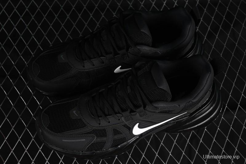 Nike Runtekk Run Retro Low-Top Running Shoes with Cushlon Midsole and Anti-Slip Design - HQ1582-001