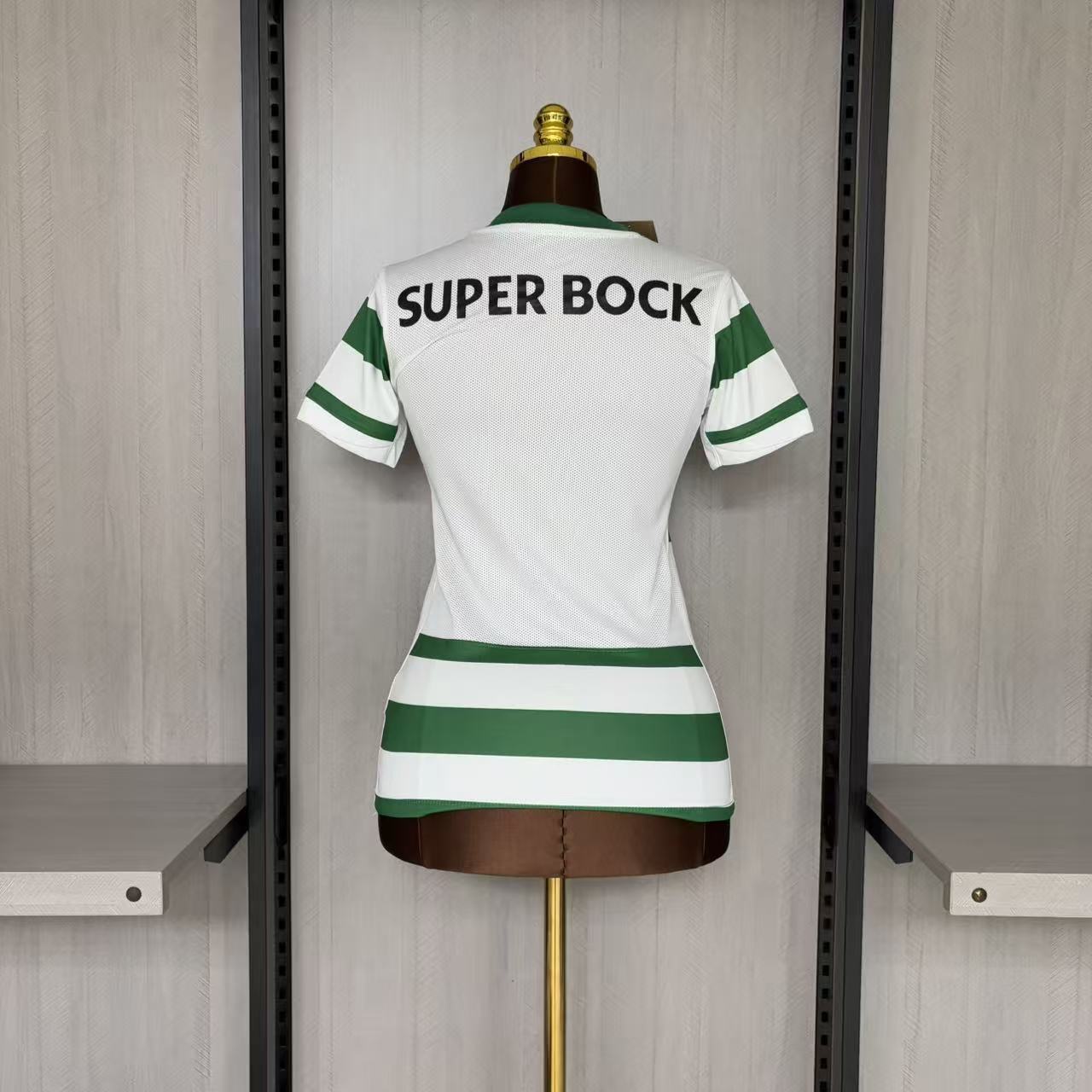 25/26 Women Sporting Lisbon Home Jersey