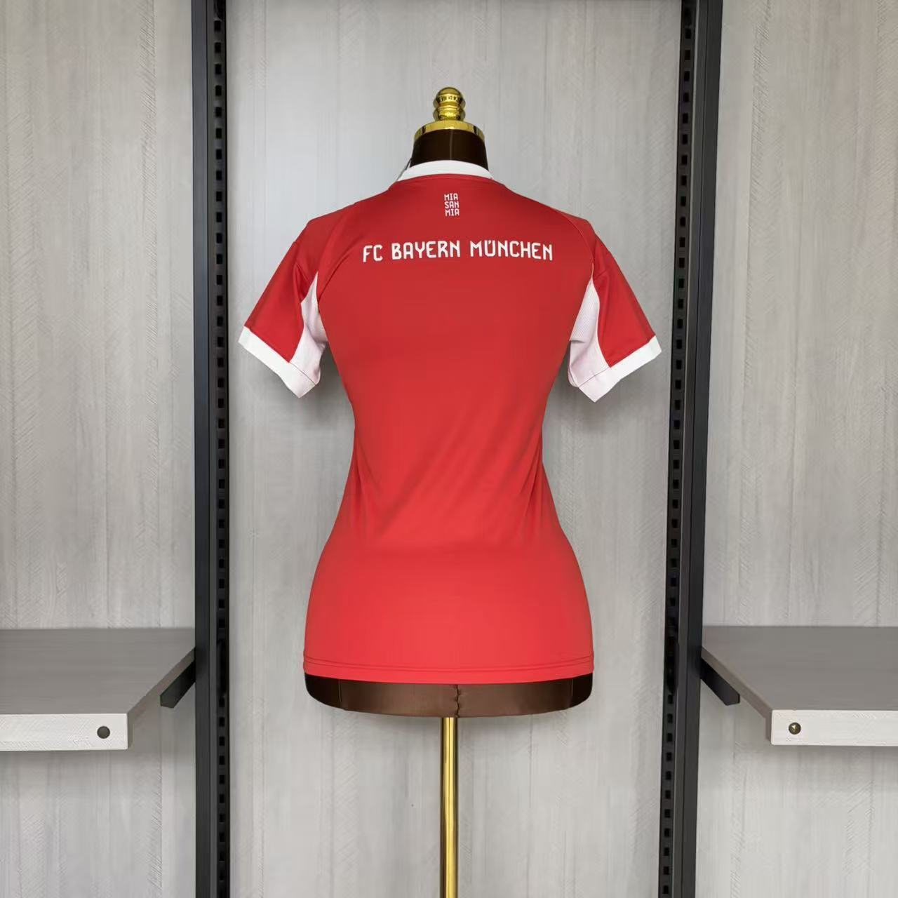25/26 Women Bayern Munich Home Jersey