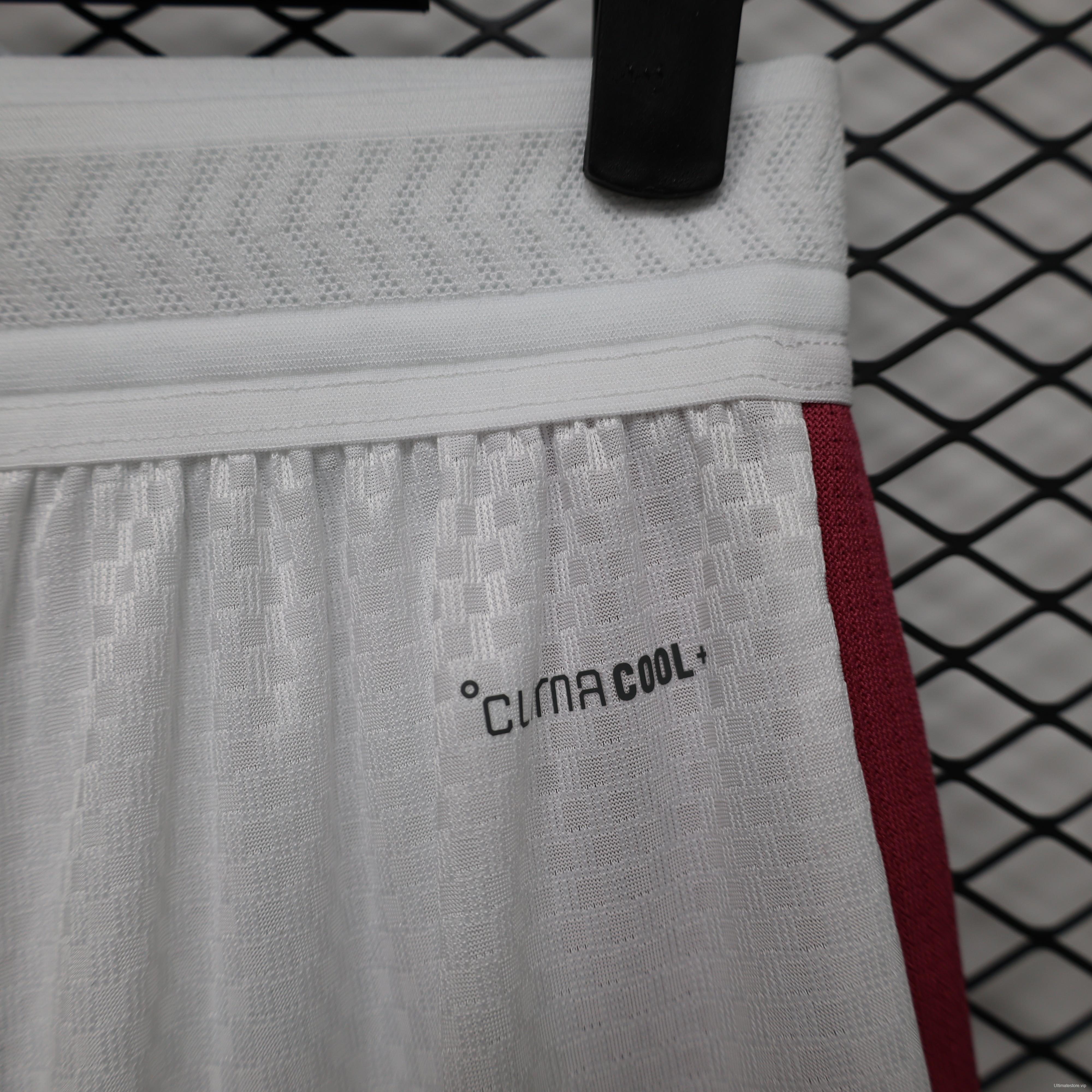 Player Version 26/27 Real Madrid Home  White Shorts (Adidas)